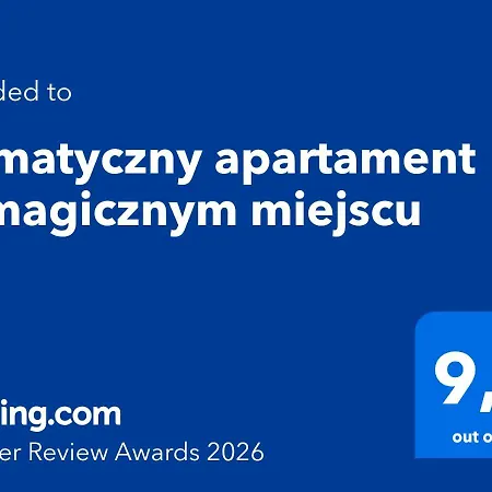 Klimatyczny W Magicznym Miejscu 우치