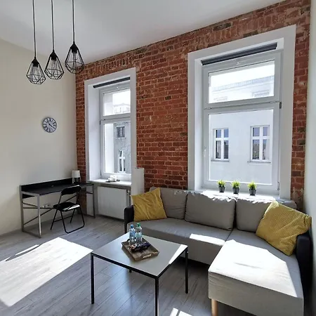 Apartment Klimatyczny W Magicznym Miejscu Lodz (Lodz)
