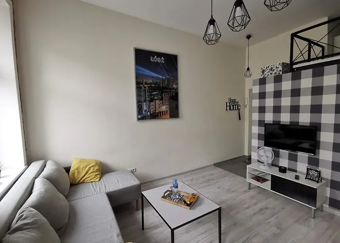 Klimatyczny W Magicznym Miejscu 아파트