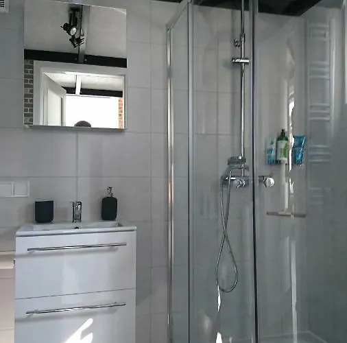 아파트 Klimatyczny W Magicznym Miejscu 우치